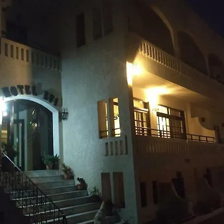Hotel Efi 2*